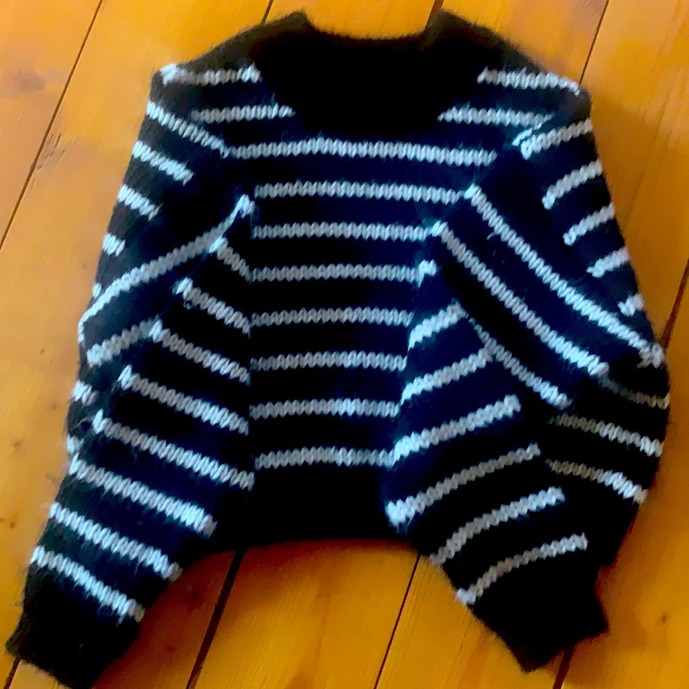 Mango girls sweater black with white stripes 12 years